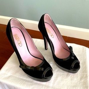 Valentino Red black suede heels size 37 (7)